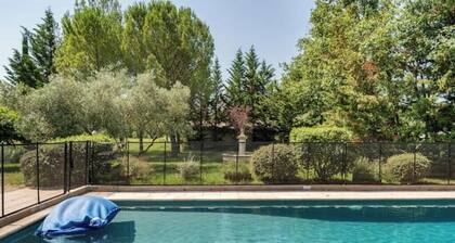 Gßte indépendant entre Cévennes & Camargue | Terrasse & Piscine
