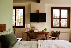 1 bedroom, WiFi - Triple TIGLIO garden view (Lombardia)