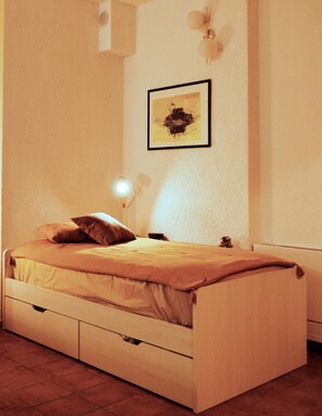 1 bedroom, WiFi - Triple OAK with terrace (Lombardia)