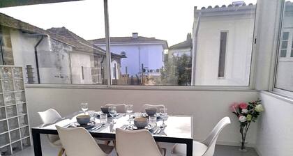 4 - The Floor House 4 Bedrooms Center