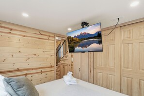 2 Schlafzimmer, Bügeleisen/Bügelbrett, kostenloses WLAN