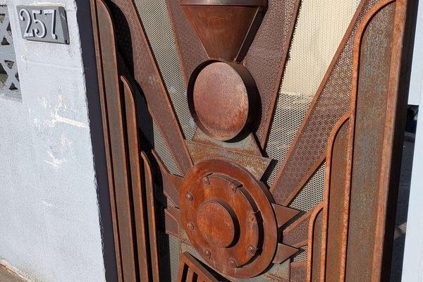 Unique Gate