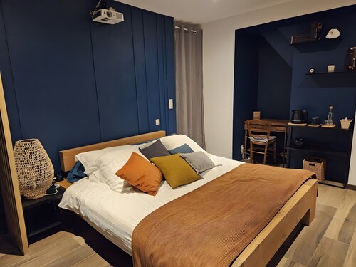 Chambre d'hôtes « Le Relais Du Lavoir - L'aulne » avec piscine partagée, terrasse et Wi-Fi