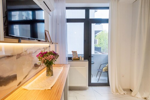 HB apartments Chitadze