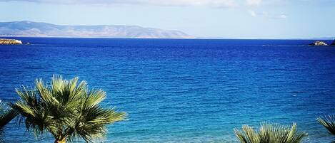 Superior Double Room, Beach View | Beach
