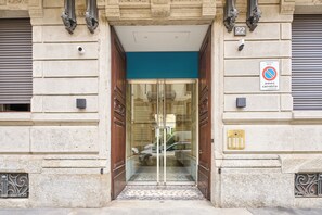 Exterior detail - Ariosto Living (Milan)
