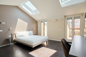 Suite Penthouse | Hypo-allergenic bedding, in-room safe, desk, laptop workspace - Ariosto Living (Milan)