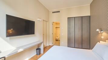 Superior-Apartment | Zimmersafe, Schreibtisch, laptopgeeigneter Arbeitsplatz