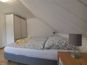 1 chambre, Wi-Fi gratuit, draps fournis