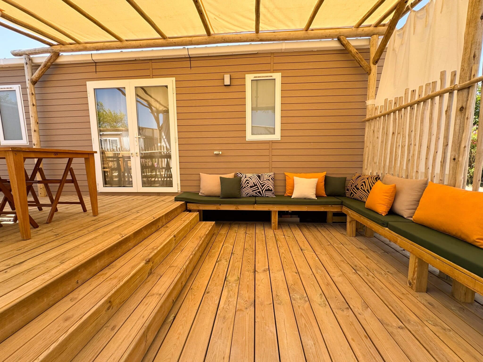 Bungalow familiare, vista cortile | Culle/letti per bambini (a pagamento), Wi-Fi (a pagamento)