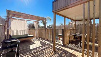 Suite, uitzicht op zee | Babybedden (toeslag), wifi (toeslag)