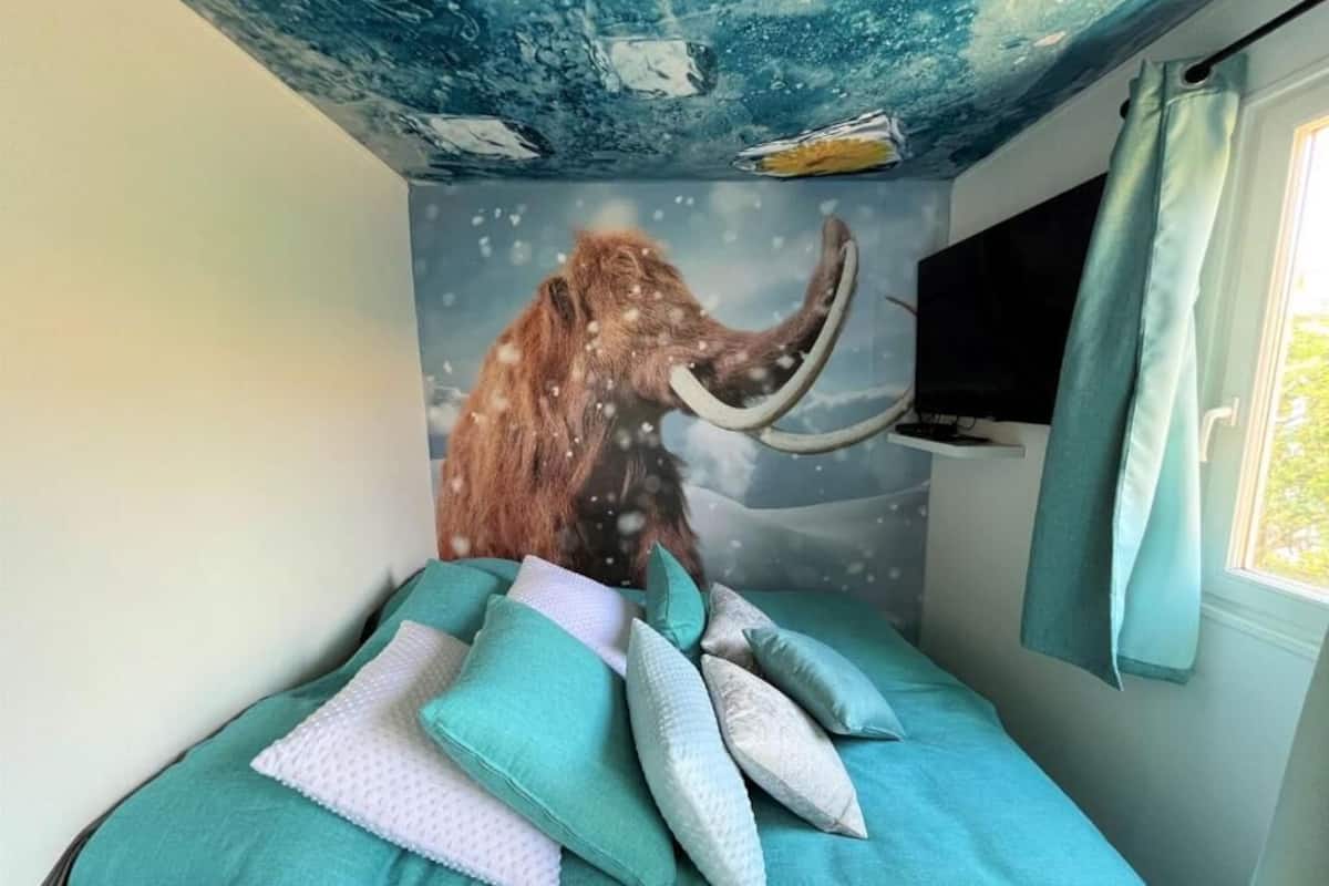 Chalet Superior, vista cortile | Culle/letti per bambini (a pagamento), Wi-Fi (a pagamento)