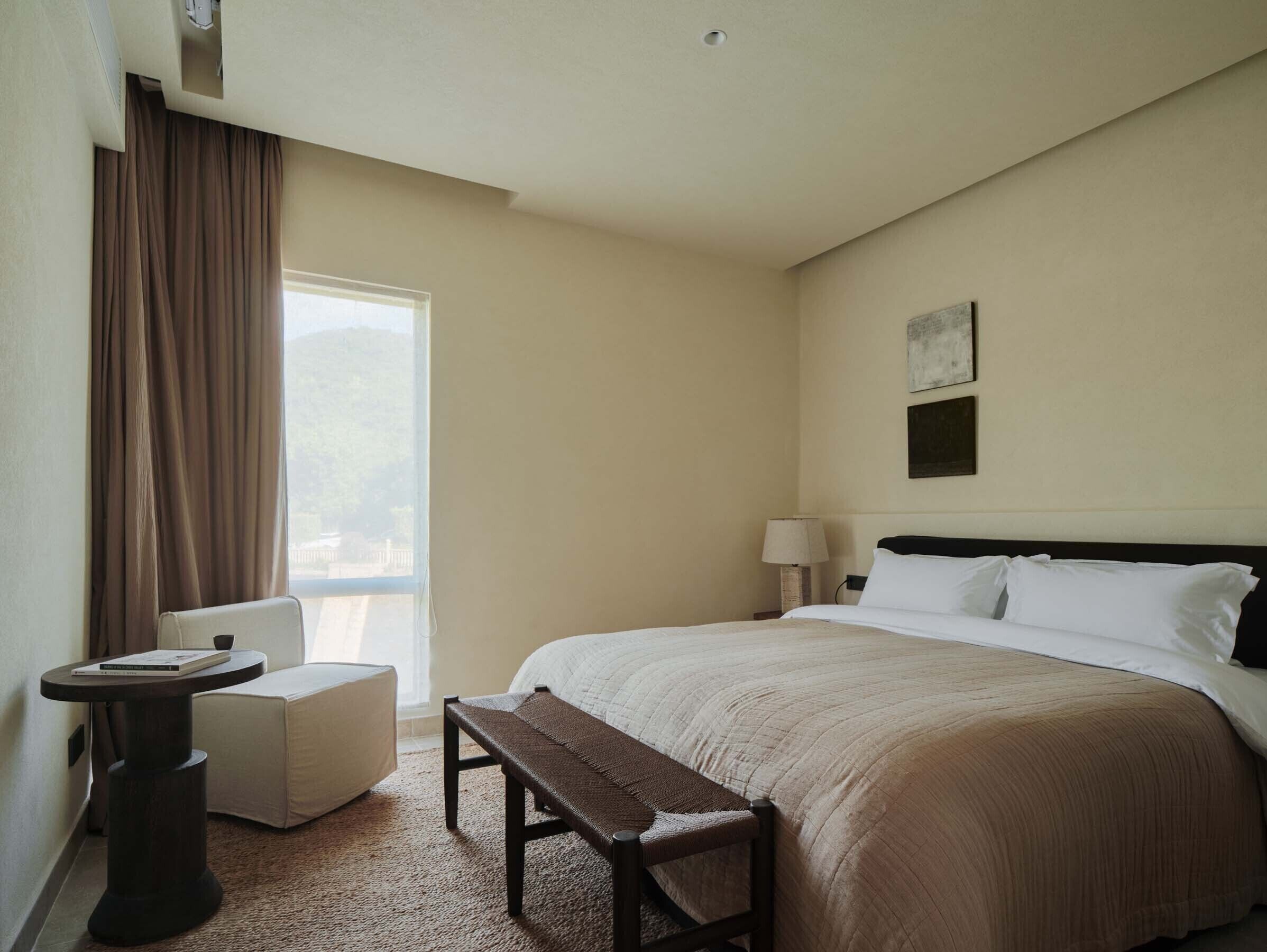 Classic Double Room, Hill View | Minibar, individually decorated, individually furnished, desk