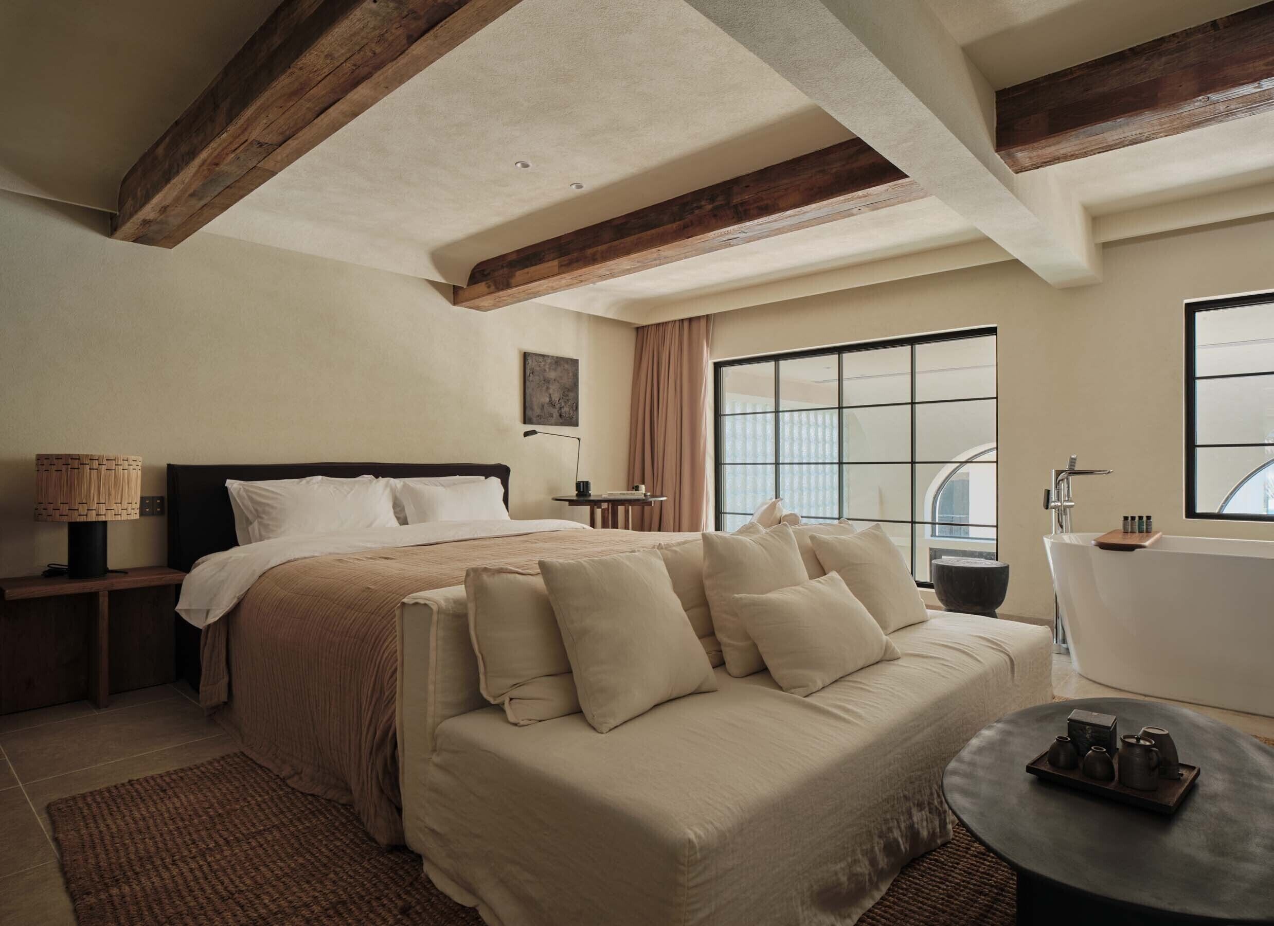 Deluxe Double Room, Hill View | Minibar, individually decorated, individually furnished, desk