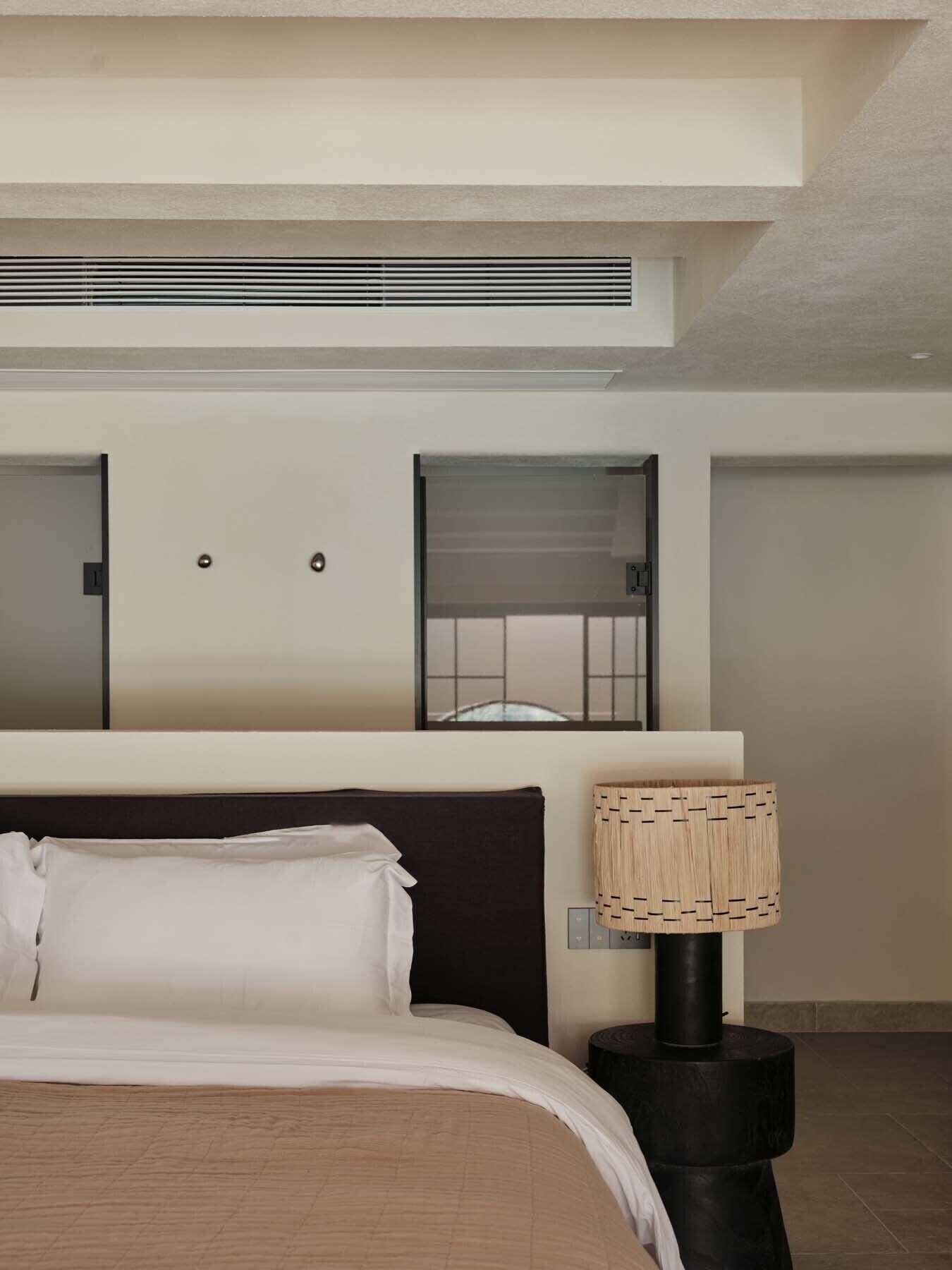 Design Double Room | Minibar, individually decorated, individually furnished, desk