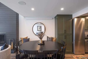 Dining - Abode at Solstice Suite, ski shuttle, hot tub (Teton Village)