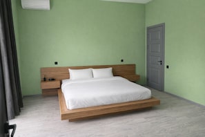 5 chambres, fer et planche à repasser, Wi-Fi