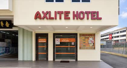 Collection O Axlite Hotel
