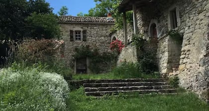Holiday Home “Petite Maison Dalberto” – Chèques-Vacances Accepted!