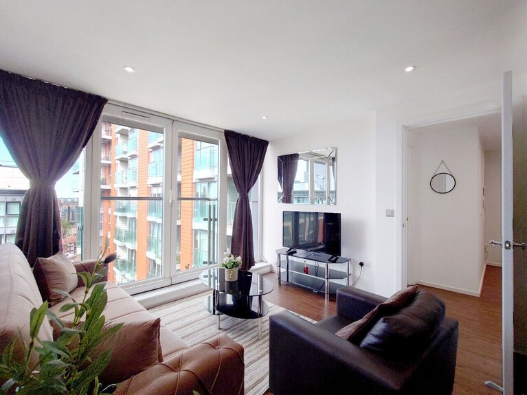 Standard Two-bedroom Apartment In London Excel - イルフォード