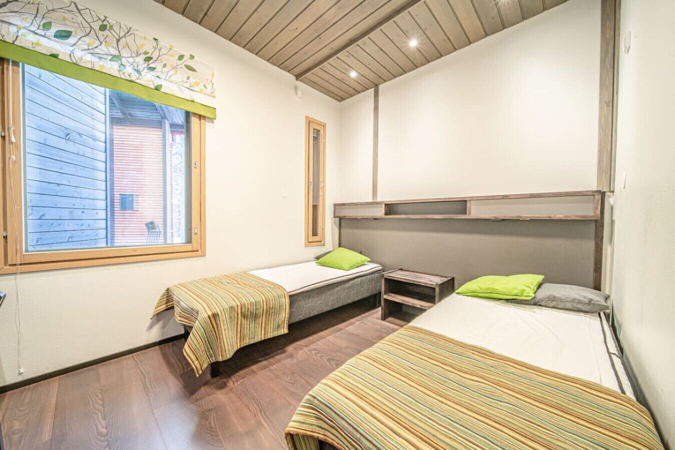1 室のベッドルーム、旅行用ベビーベッド、WiFi、ベッドシーツ