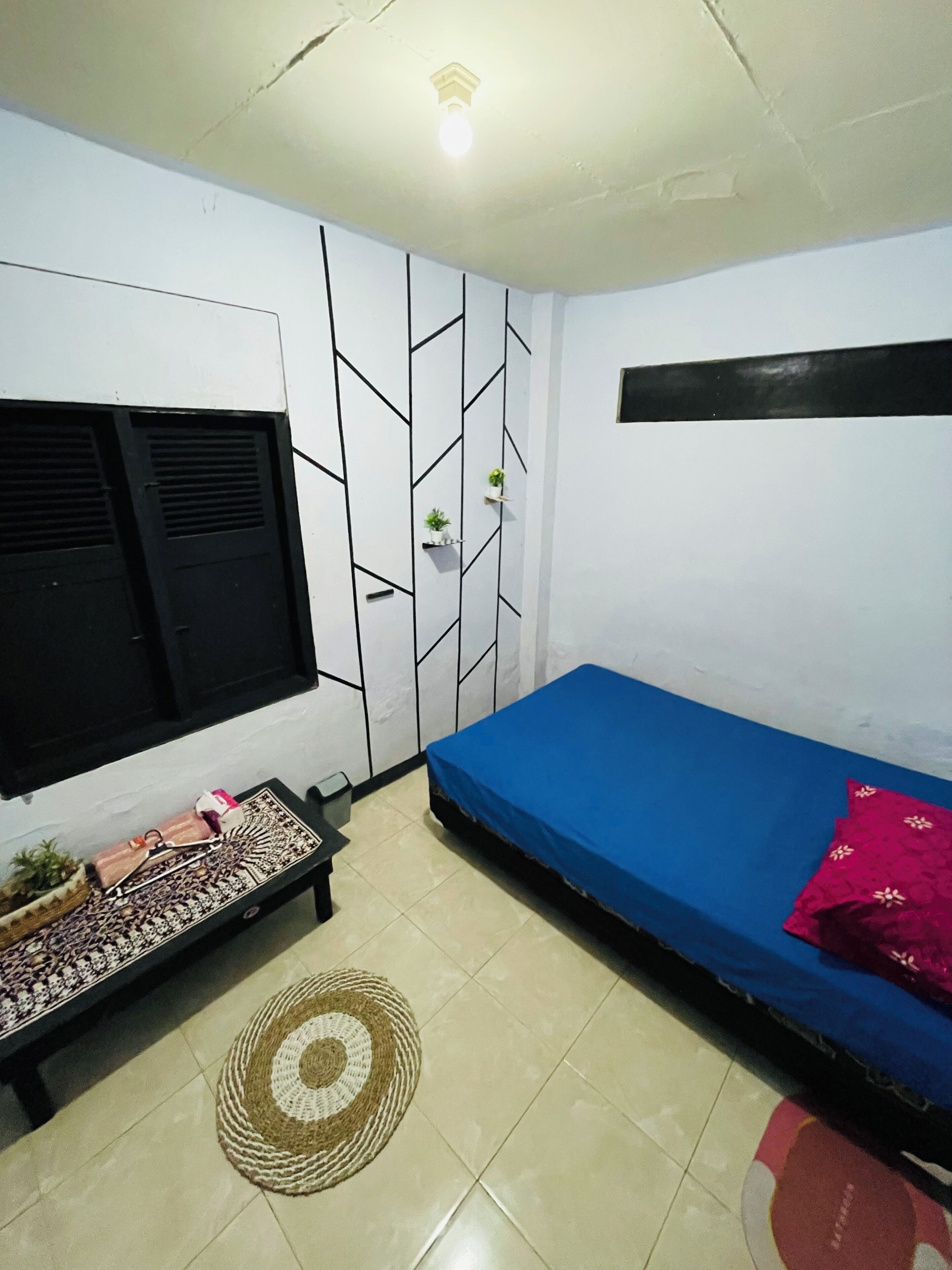 ห้องเบสิกดับเบิล | โต๊ะทำงาน