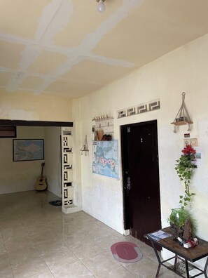 Basic Double Room | Interior - Homestay 50k ketapang (Banyuwangi)