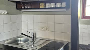 Classic Apartment, Park View | Private kitchen