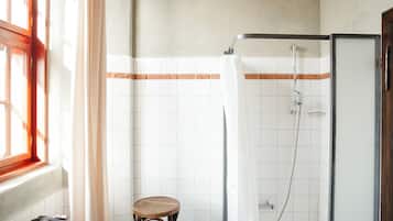 Classic Apartment, Park View | Bathroom