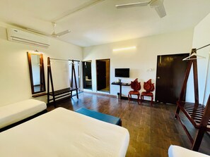 Deluxe Quadruple Room - Kalrav Resort Pench (Kurai)