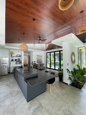 Interior - Bioclimatic Villa: Luxury and Nature in Playa Negra (Talamanca)