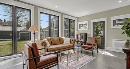 Golden Hour Getaway | Historic luxury in the heart of town!