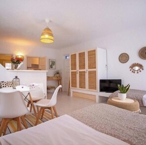 Room - Seaview Cycladic Hideaway with Private Garden — Island Living in Mykonos (Ornos)