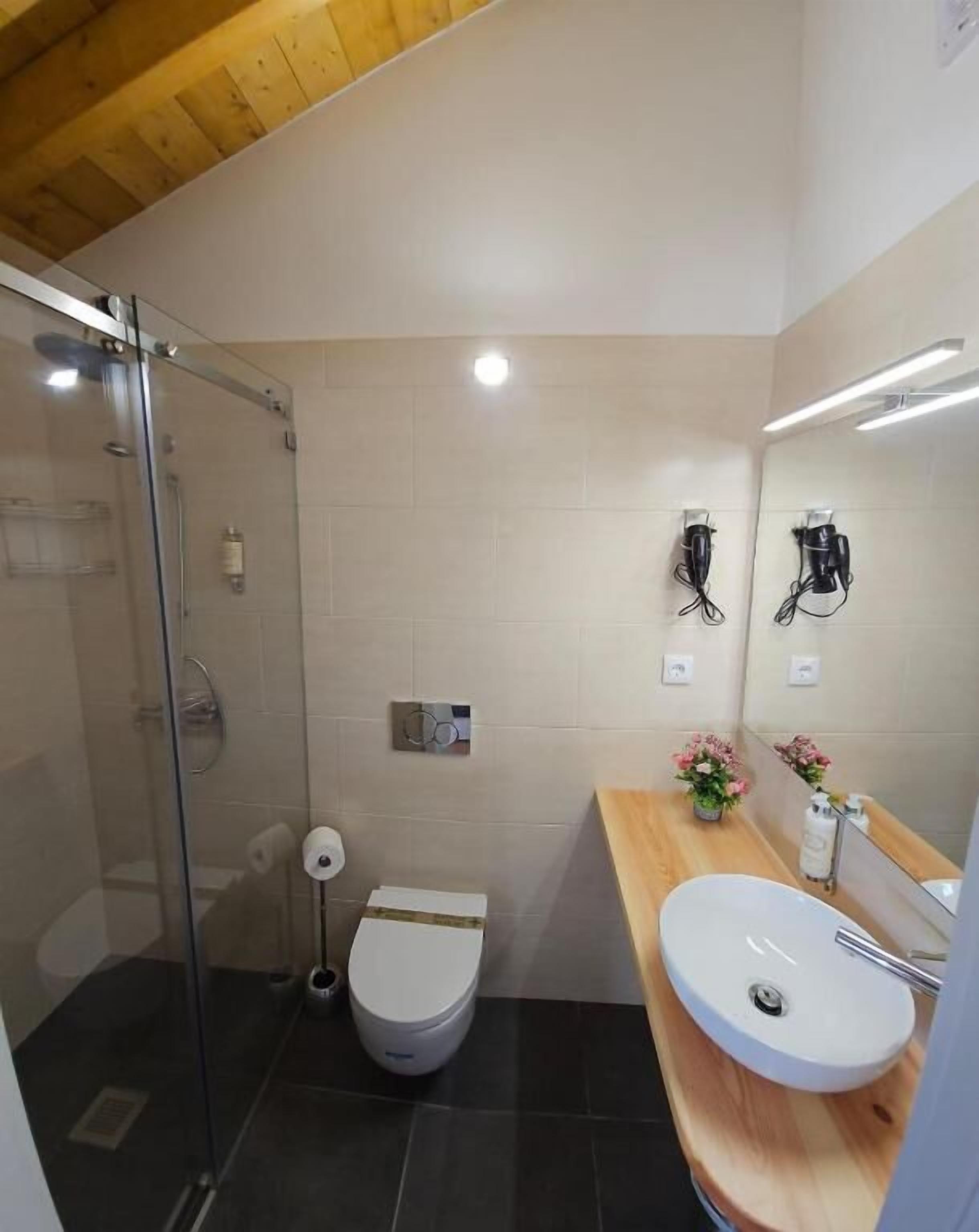 Double Room, Garden View | Bathroom | Shower, hair dryer, towels, soap