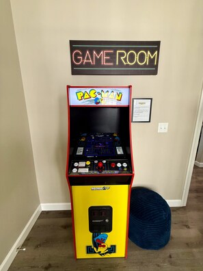 Spielezimmer