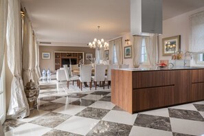 Dining - Villa Lea - Casa del Sole (Vabriga)