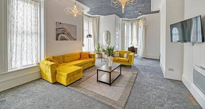 Glendale House by Guestz
