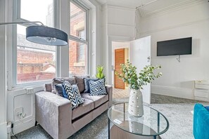 Studio | Living area - Glendale House by Guestz (Lytham St. Anne's)