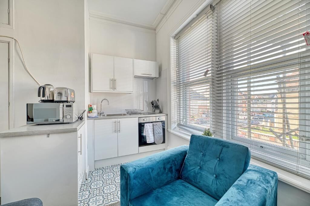 Deluxe Double Room | Private kitchen