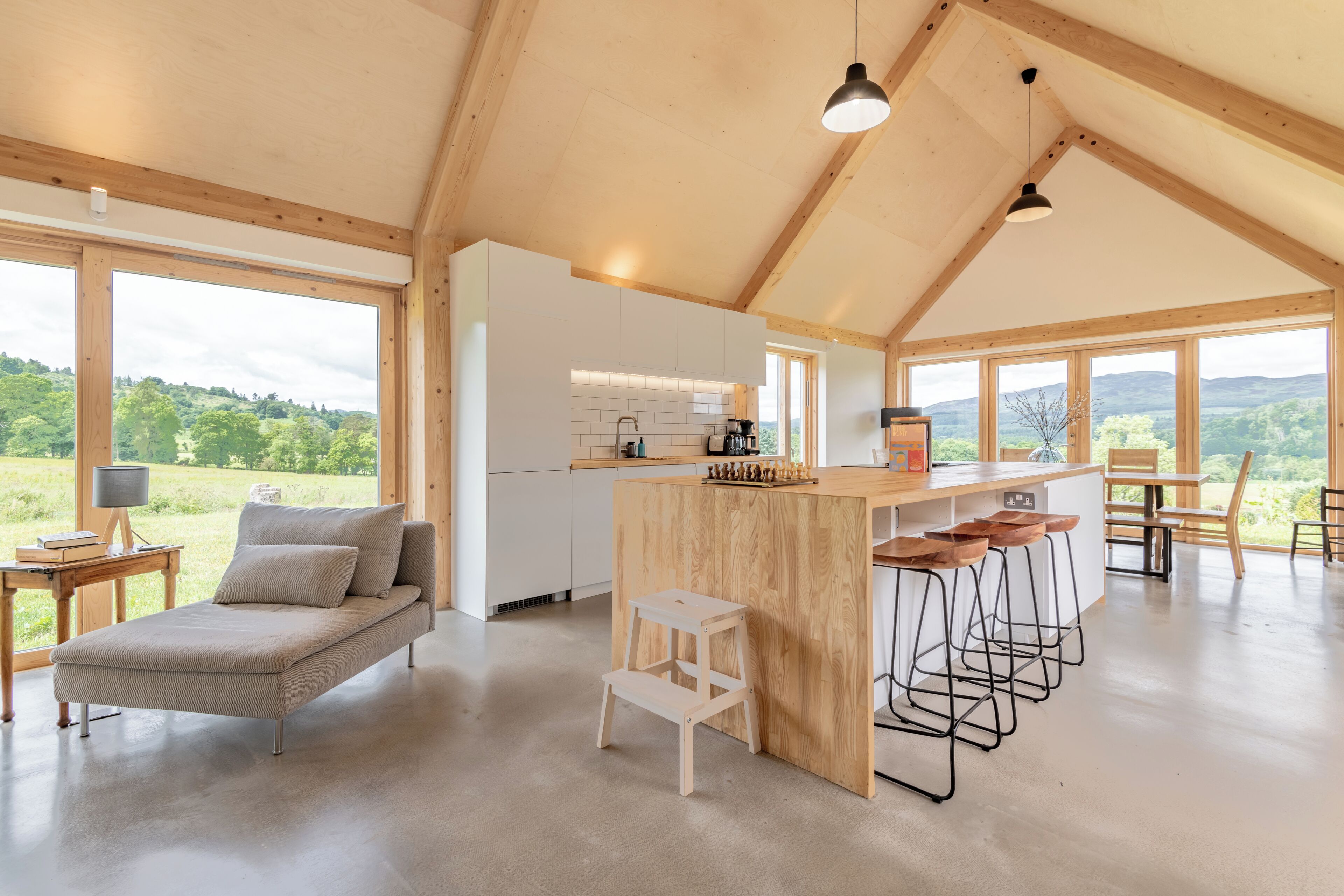 House, 4 Bedrooms