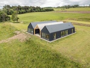 Exterior - Upper Lochlane (Crieff)