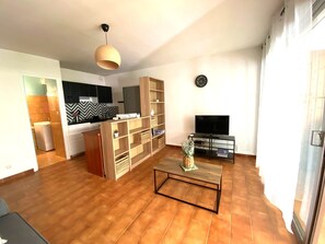 Living area - Vrbo Property (Saint-Cyr-sur-Mer)