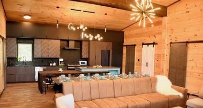 Secluded 4 bedroom cabin on a private pond.