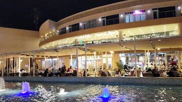 Shopping centre