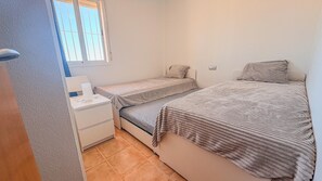 Desk, iron/ironing board, WiFi, bed sheets - Sunny apartment with pool in Mojácar Playa (Mojácar)