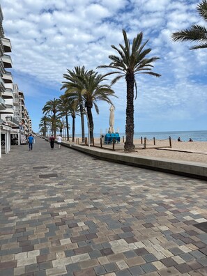 Beach - Spectacular Apartment Just 200m from the Sea (Calafell)