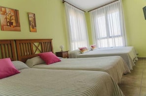 4 bedrooms, iron/ironing board, travel cot, free WiFi