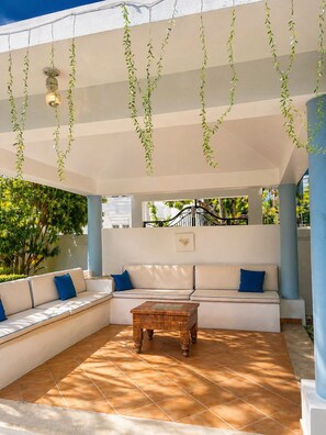 Terrace/patio - Spacious 2 bedroom apartment + sofa bed | Swimming pool | Near Bávaro Beach (Punta Cana)