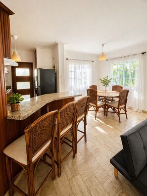 Dining - Spacious 2 bedroom apartment + sofa bed | Swimming pool | Near Bávaro Beach (Punta Cana)