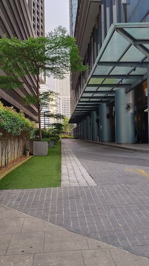 Property grounds - Summer Suites KLCC by CozyNest (Kuala Lumpur)